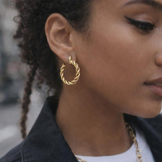 THE VELVET ROPE HOOPS