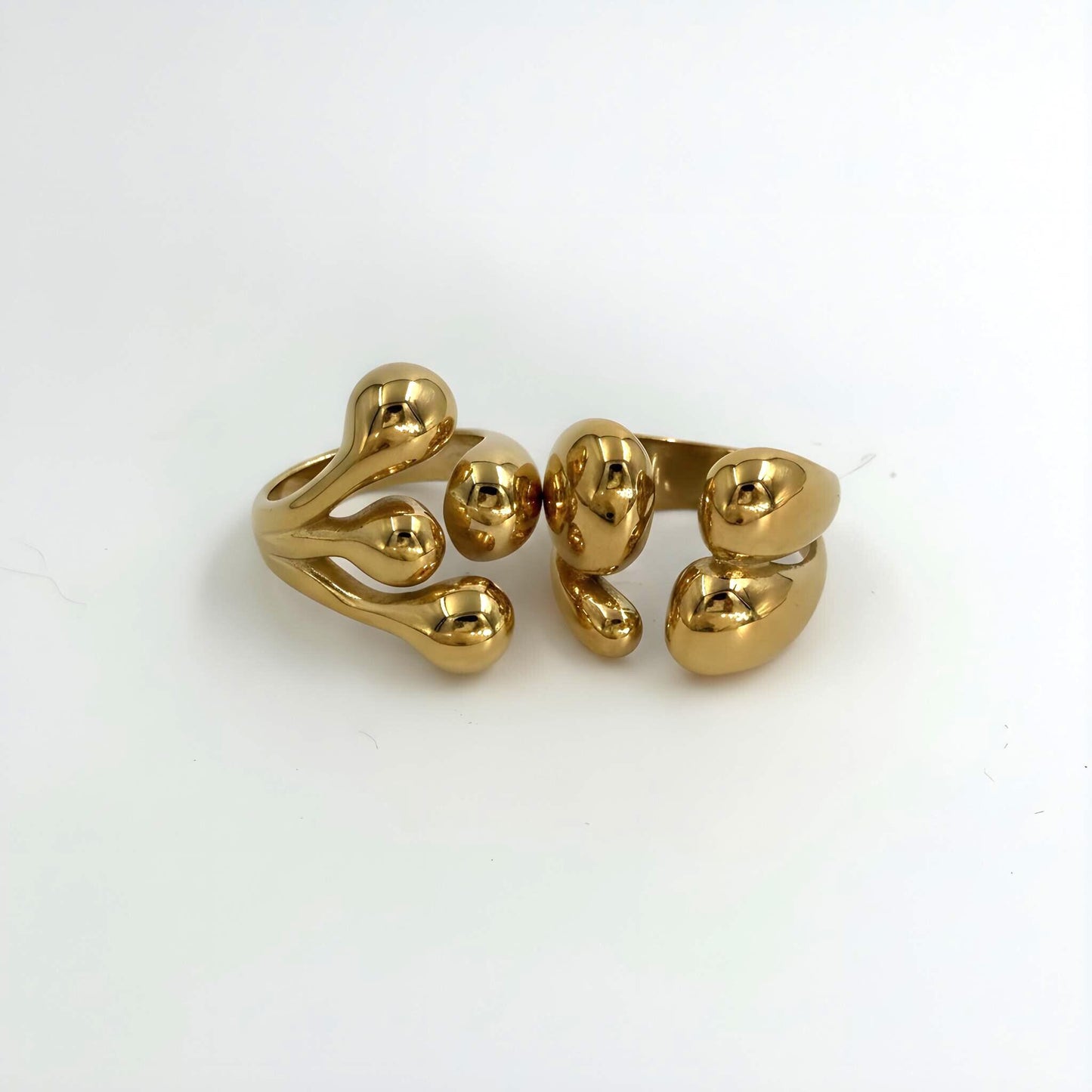 THE MAIN CHARACTER SCULPTURAL RING