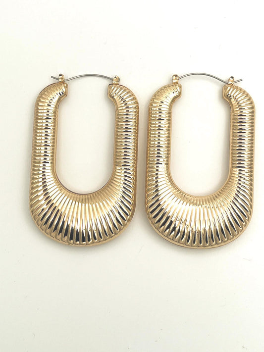 U SHAPED HOOP EARRINGS