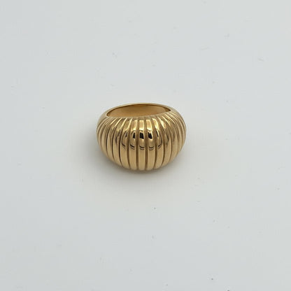 GOLD RIBBED DOME STATEMENT RING